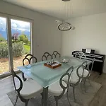 Apartment Le - Designer's With A Stunning And Mountain View *