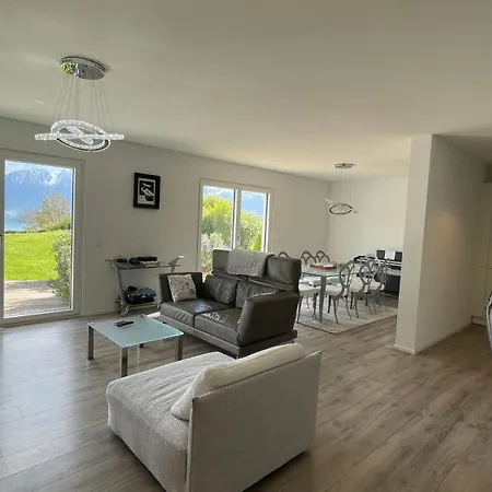Le - Designer's With A Stunning And Mountain View Apartamento