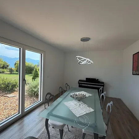 Le - Designer's With A Stunning And Mountain View Chardonne